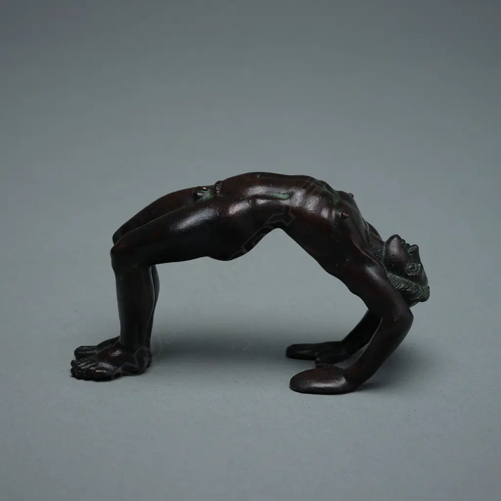 Reproduction Etruscan bronze handle of a costa, Image 1++